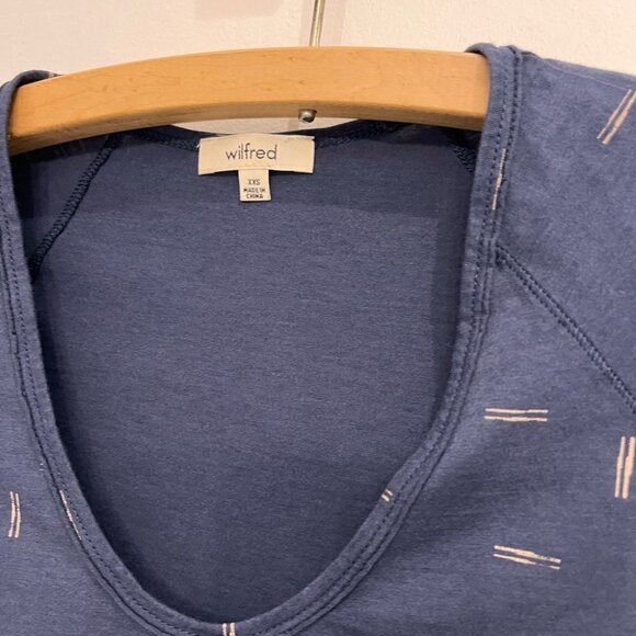 2/40$ WILFRED t-shirt bleu size xxs - Picture 2 of 3